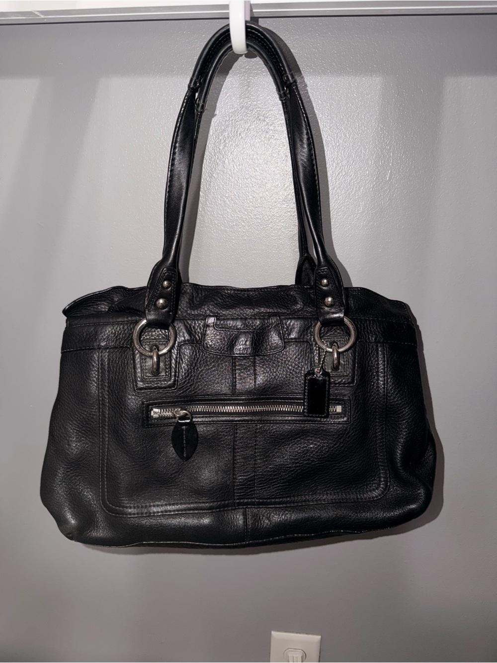Leather Black Tote Handbag - Classic Everyday Carry